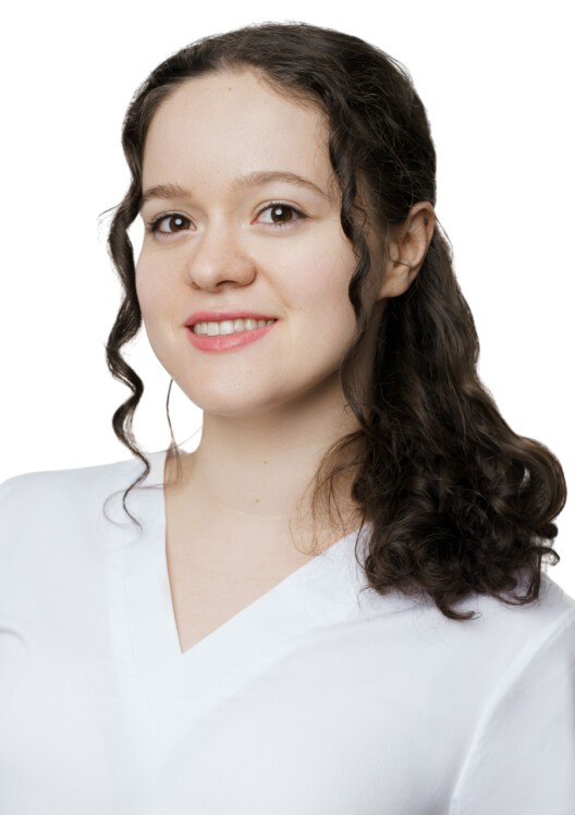 Захарова Анна Андреевна