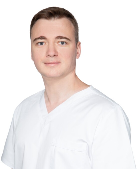 Устин Максим Николаевич