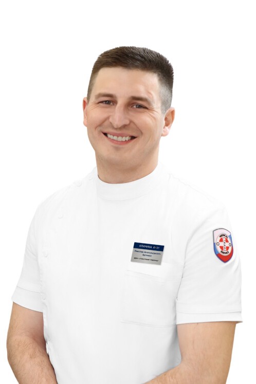 Артёмов Янислав Александрович